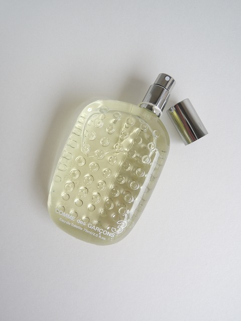 値下げ 100mlCOMME des GARÇONS 香水 オードパルファム 楽天市場】＼300円OFFクーポン！ 25日&先着限定／コムデギャルソン 2